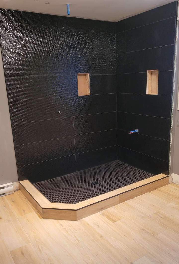 Rénovation de salle de bain contemporaine de Montréal